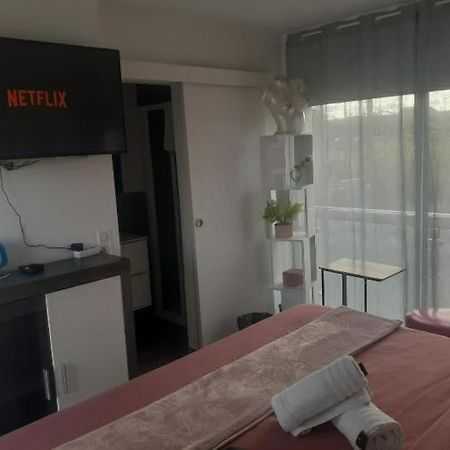 Love Room Seduction Tremblay-en-France Buitenkant foto
