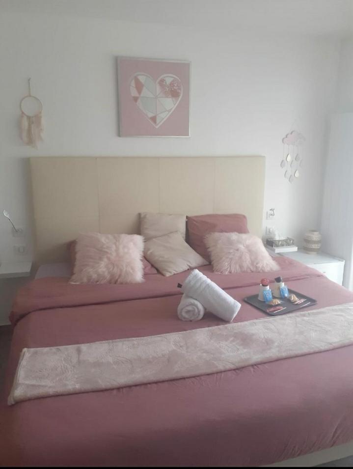 Love Room Seduction Tremblay-en-France Buitenkant foto